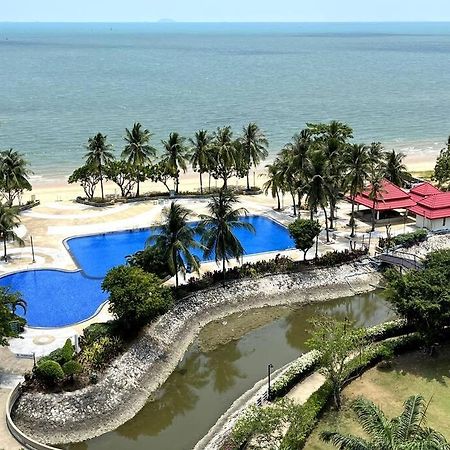 Sunshine Beach Condotel By Lux Na Chom Thian Esterno foto